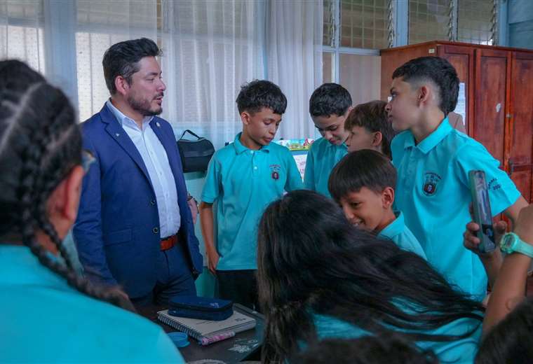 Ministro de Educación reconoce que visitas a cárceles están 'lejos de cumplirse'
