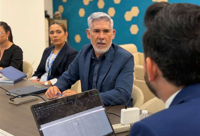 Sesión sobre pensiones del Magisterio Nacional
