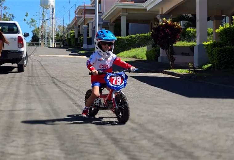 Samuel Villegas, el pequeño ciclista que ganó un mundial a los 3 años