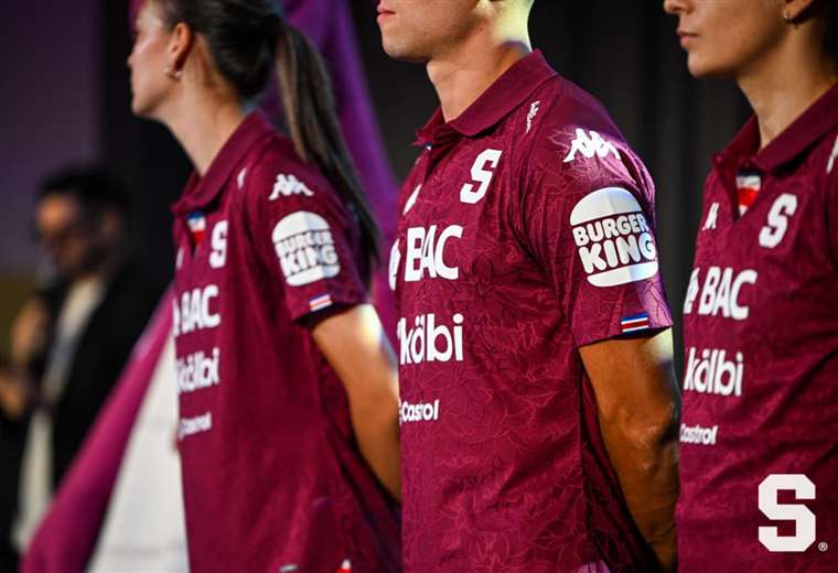 Nuevo uniforme del Saprissa
