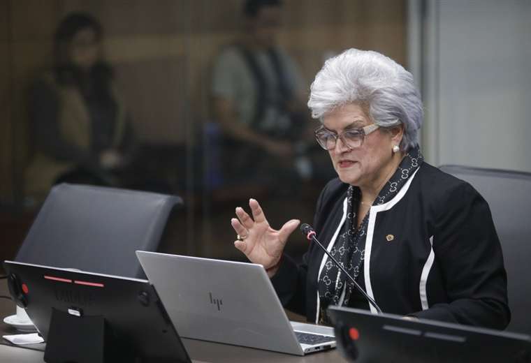 Julia Varela