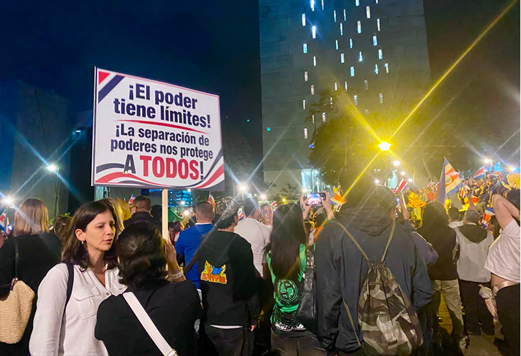 Plantón en defensa del Poder Judicial