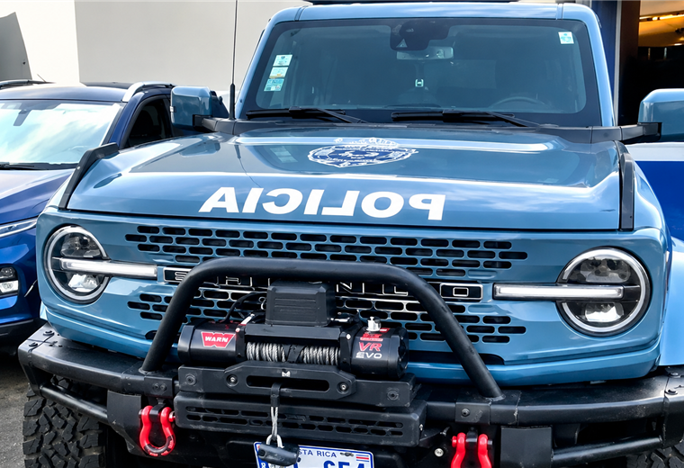 Carros decomisados al narcotráfico