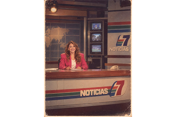 Fiebre de los 80 llega a Teletica: así se verían los periodistas